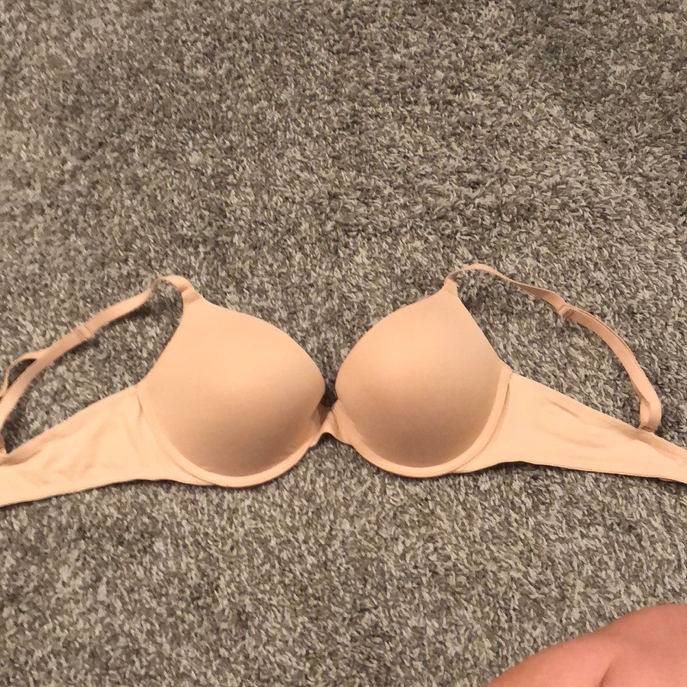 Victoria Secret PINK push up bra!